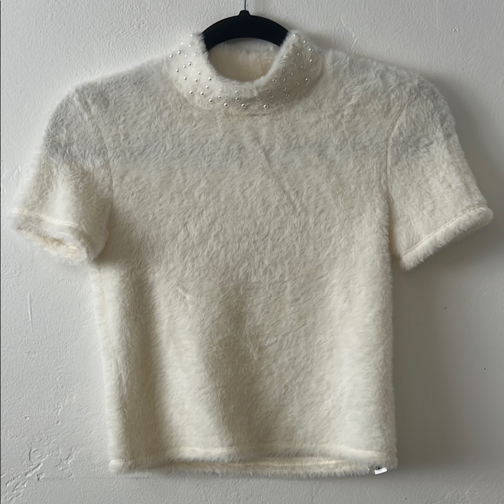 NWT Zara White Fuzzy Short Sleeve Top with Pearl Detail Mock Neck Size Small